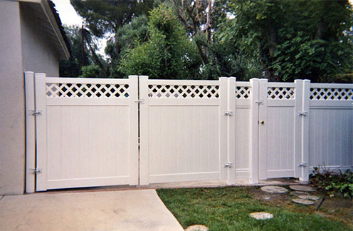 images/Project-Pictures/vinyl-fence-004.jpg